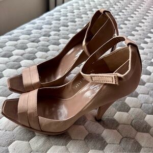 Pedro Garcia Satin Ankle Wrap Peep toe Heels Pumps sz 40 9